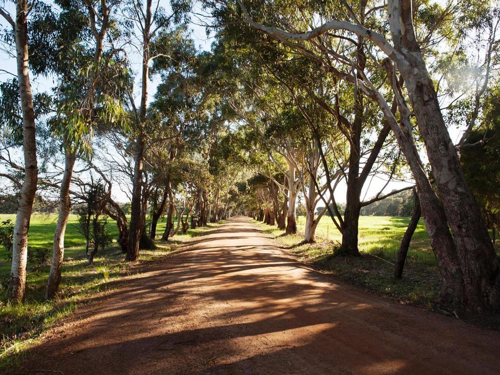 Bussells Bushland Cottages Margaret River Exterior photo