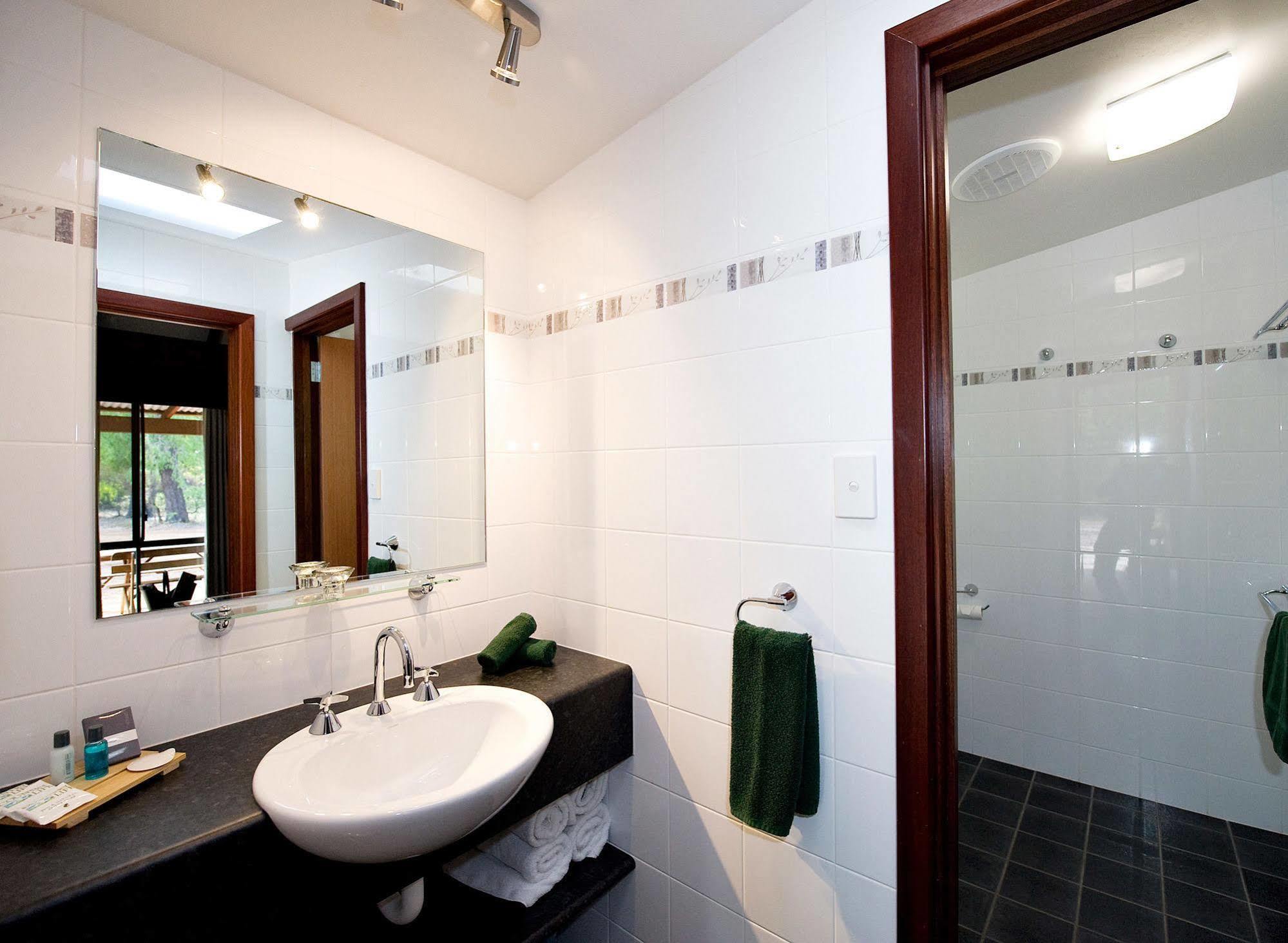 Bussells Bushland Cottages Margaret River Exterior photo